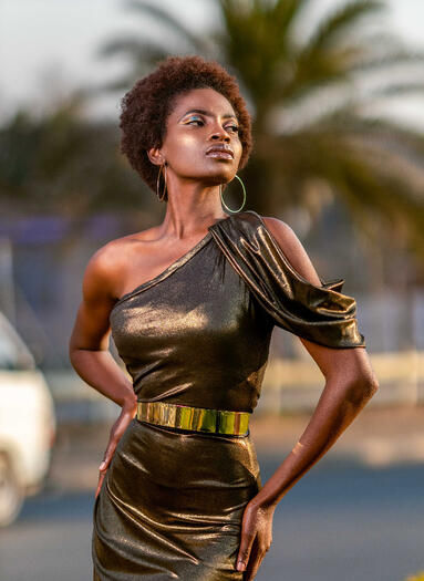 ‘Golden Grace’ was an elegant gown created for a campaign for Harare Fashion Week (HFW)with the intention of being used for publication and advertising. Done within a short amount of time, focus was drawn to colour, fit and drape.